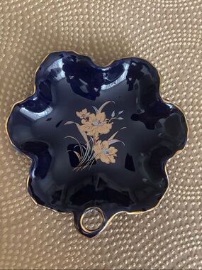 NWOT Beautiful Cobalt Candy Dish